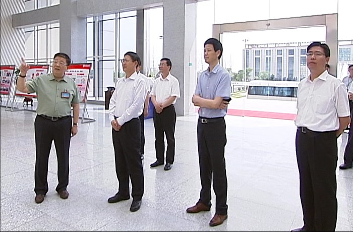 江苏省委常委、组织部部长郭文奇莅临九游会药业调研指导